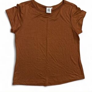 Rust Orange Beaded Neckline Short Sleeve Top Women’s M Basic Casual Minimalist